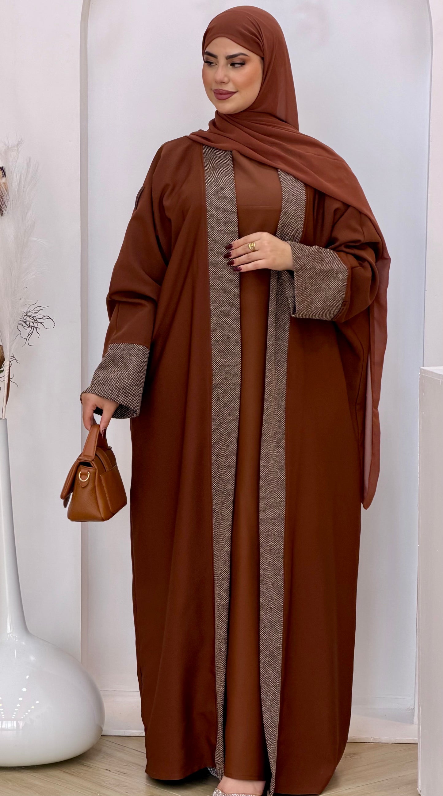 abaya nour