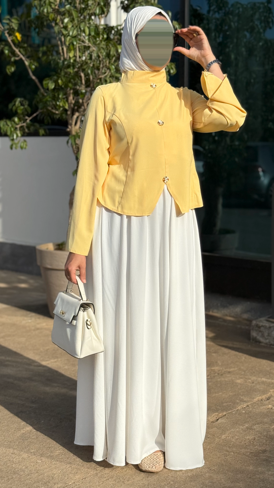 Ensemble White