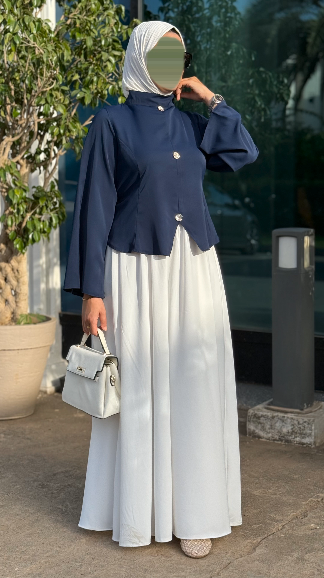 Ensemble White